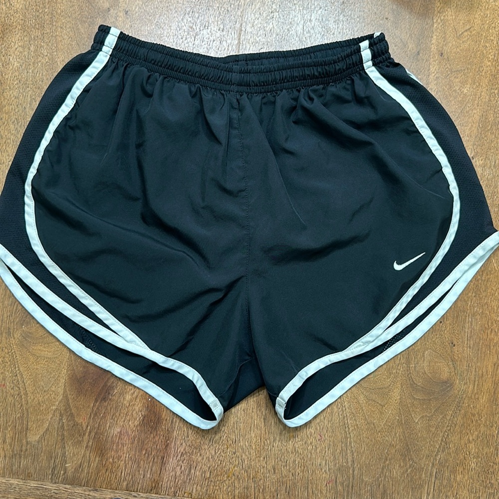 Nike Tempo Shorts Small